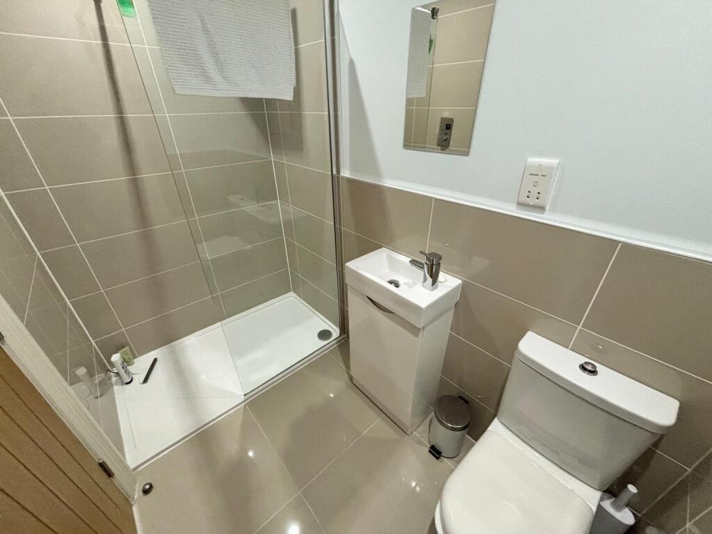 Additional image 17 of Gilstead Lane, Bingley, West Yorkshire, Ins, BD16