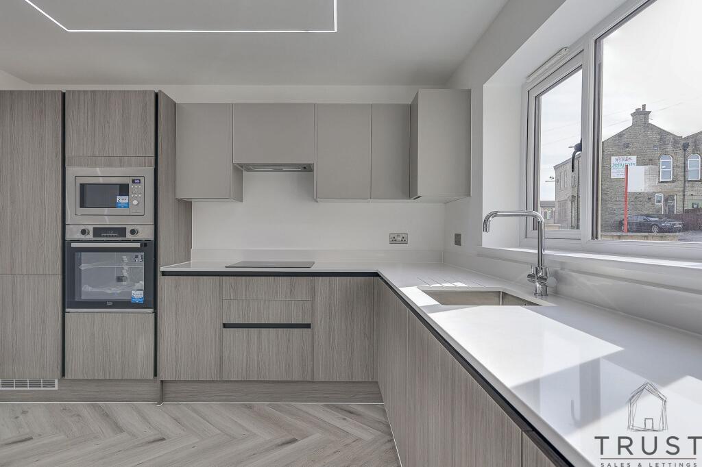 Additional image 50 of Wakefield Road, Drighlington, BD11