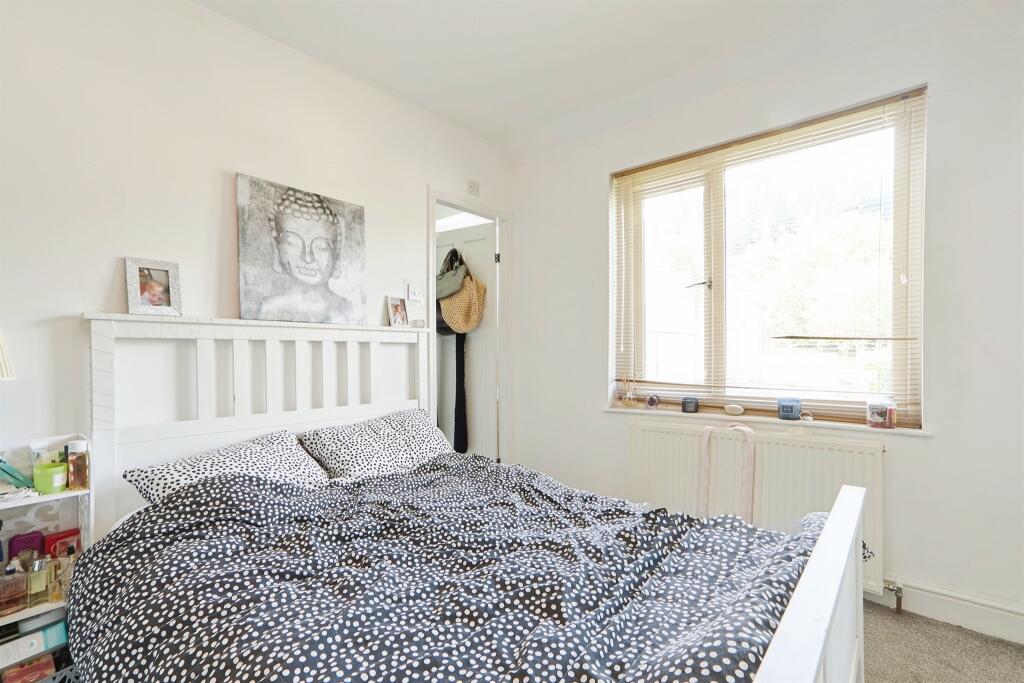 Additional image 10 of Cliffe Avenue, Baildon, Shipley