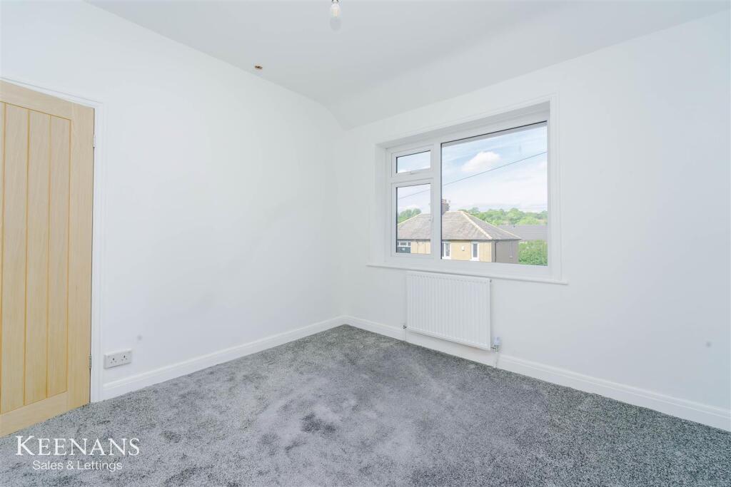 Additional image 11 of Caernarvon Avenue, Burnley