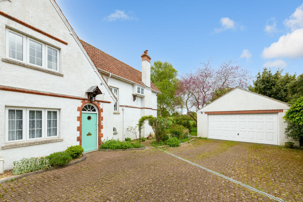 Additional image 19 of Burleigh Lane, Street