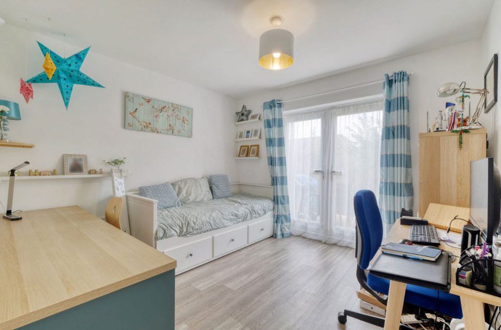 Additional image 4 of Arrow Drive, Cofton Hackett, B45