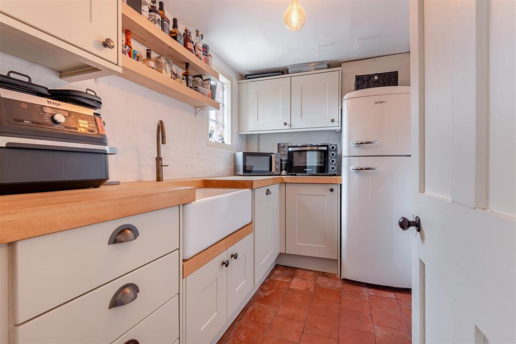 Additional image 4 of Grove Lane, Wishaw,