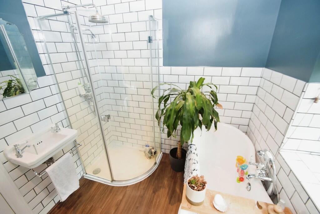 Additional image 19 of Branksome Drive, Shipley