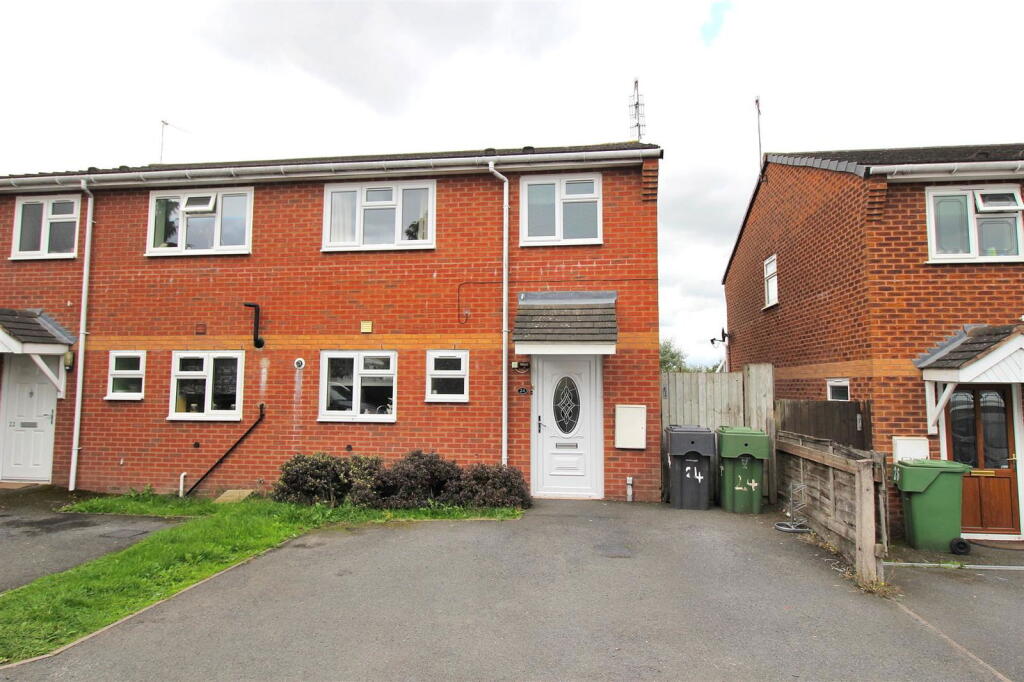 Newbury Close, Catshill, Bromsgrove, Worcestershire, B61 0SB