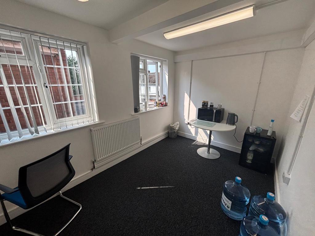 房产图片 4 - 科尔舍尔尔，海街，高街，科尔舍尔尔，伯明翰，沃里克郡，B46 3BP