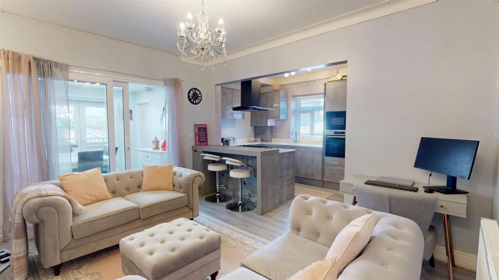 Additional image 5 of Aireville Grange, Shipley, Bradford