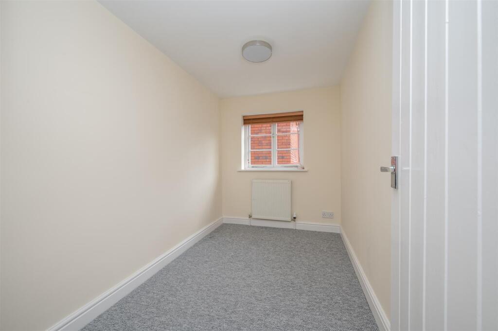 Additional image 8 of High Street, Henley-In-Arden, Warwickshire