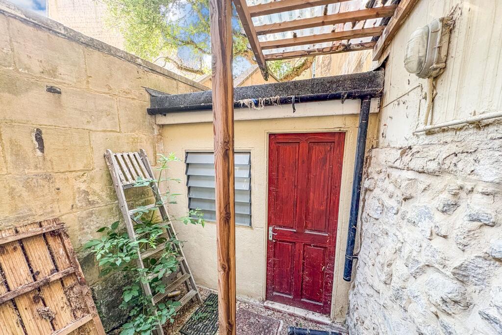 Additional image 8 of 16 Old Orchard Street, Bath, BA1 1JU
