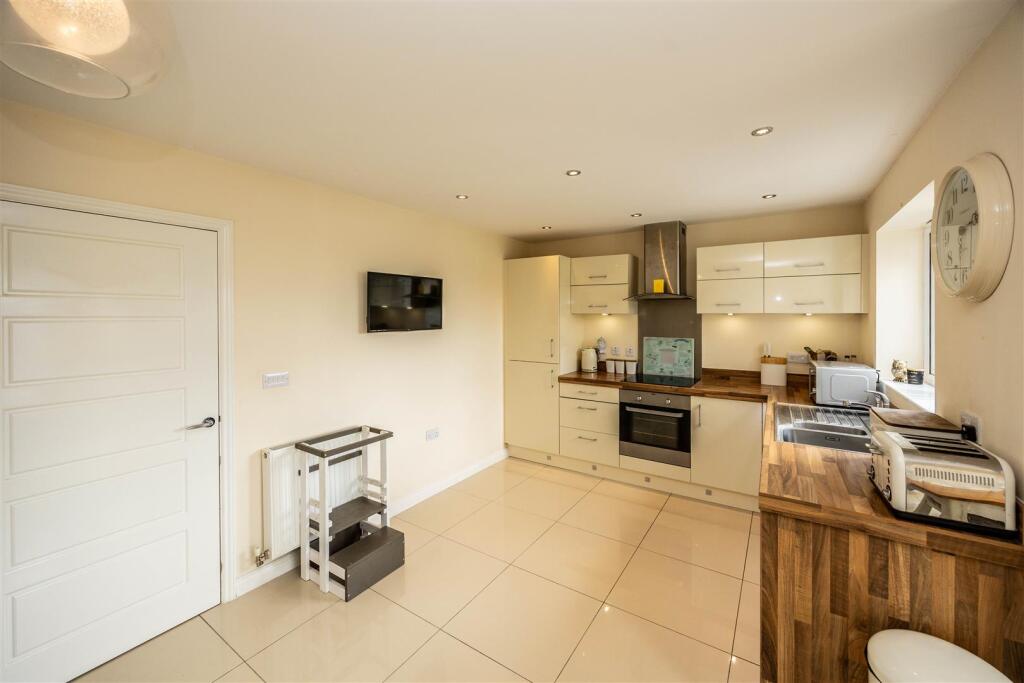 Additional image 5 of Old Mill Dam Lane, Queensbury, Bradford