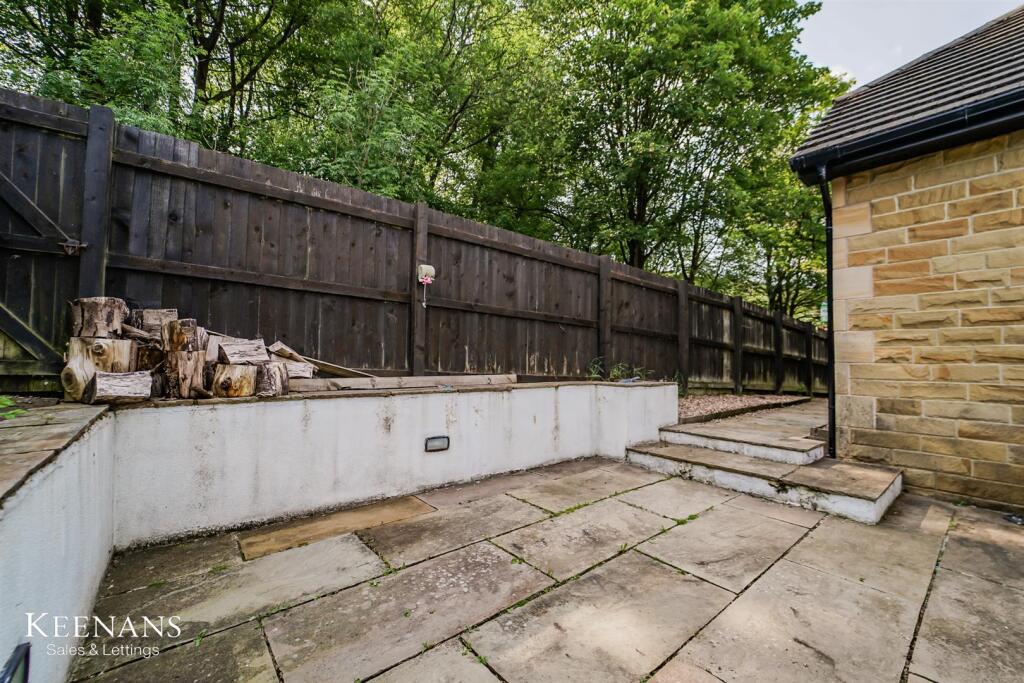 Additional image 40 of Newbigging Avenue, Rossendale