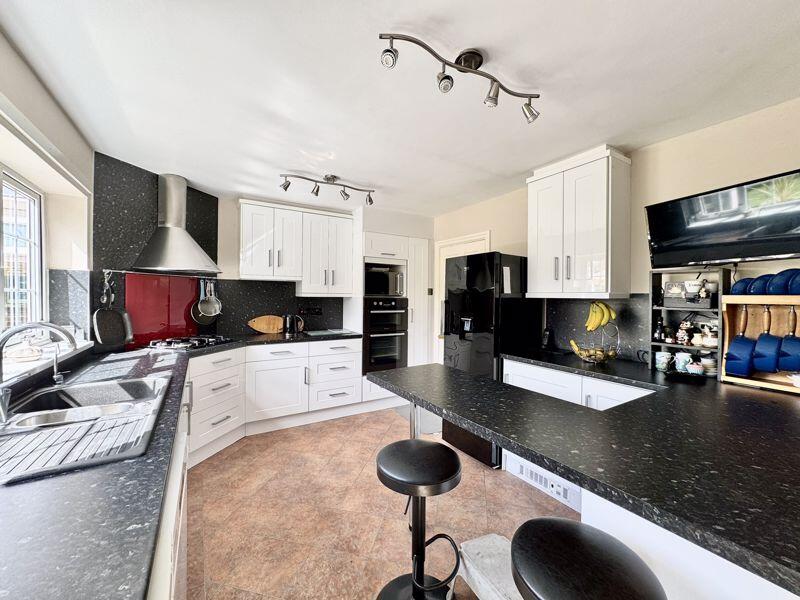 Additional image 31 of Vixen Close, Sutton Coldfield, B76 1JY