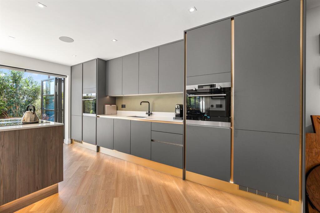 Additional image 6 of School Hill, Wootton Wawen, Henley-In-Arden