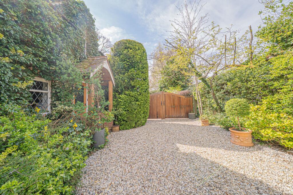 Additional image 2 of Woodchester Road, Dorridge, B93