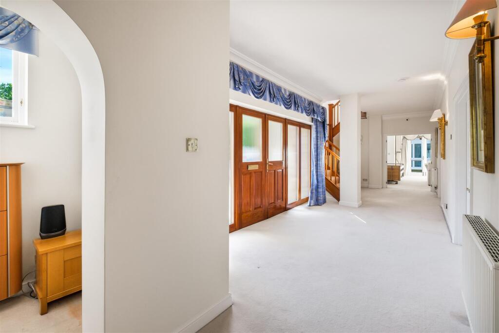 Additional image 19 of Selwyn Walk, Little Aston, Sutton Coldfield