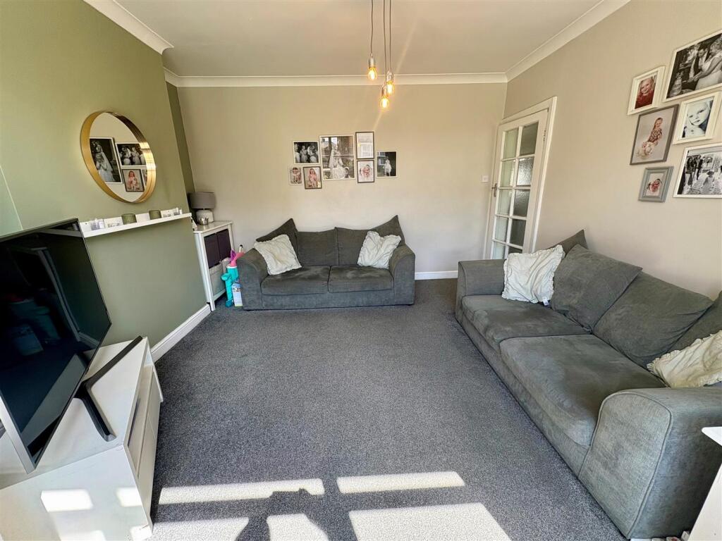 Additional image 5 of Fieldway, Clayton, Bradford