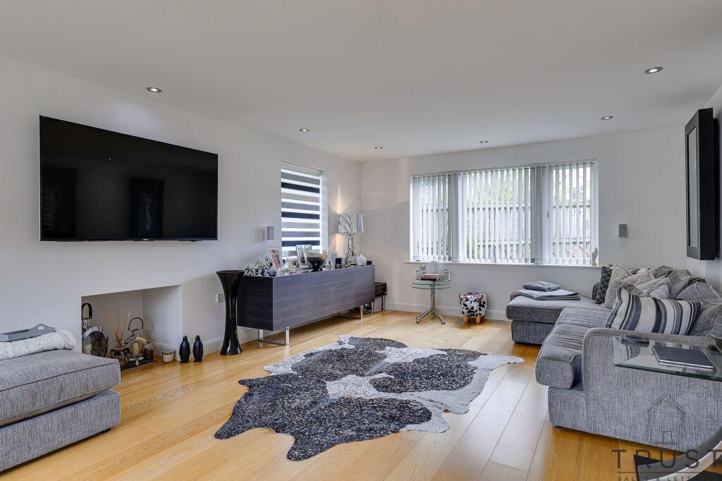 Additional image 54 of Bradford Road, Birkenshaw, BD11