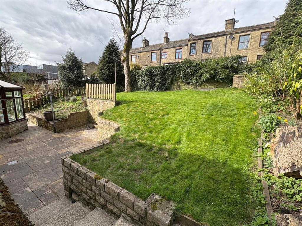 Additional image 15 of Cheriton Drive, Queensbury, Bradford