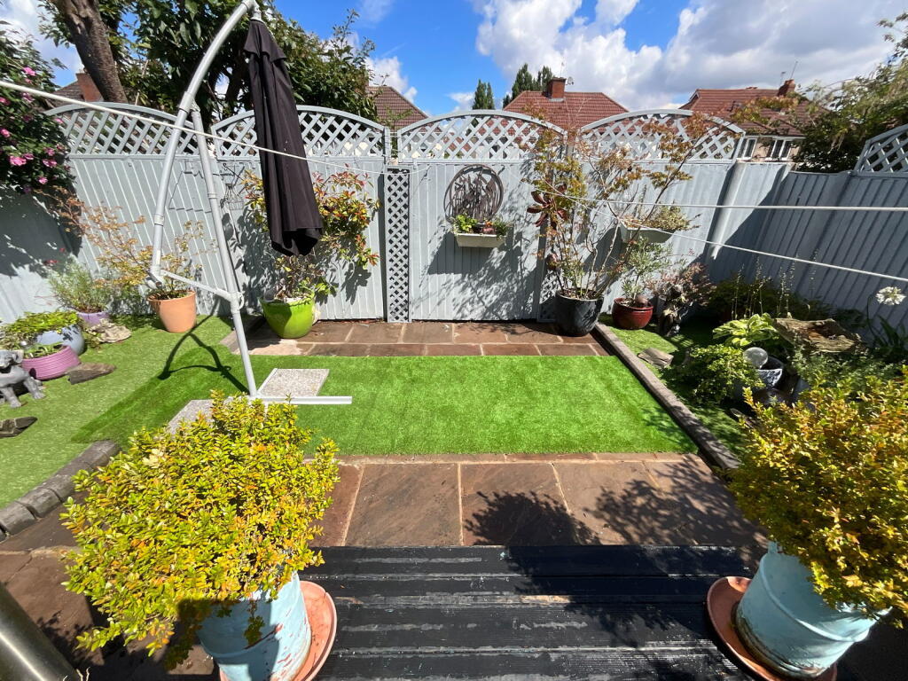 Additional image 16 of ROWLEY REGIS, Regis Heath Road