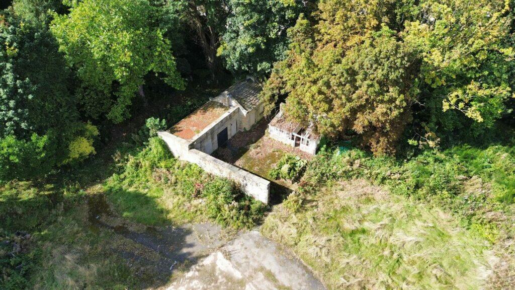 Additional image 4 of Oxford Road, Gomersal, BD19 4AT