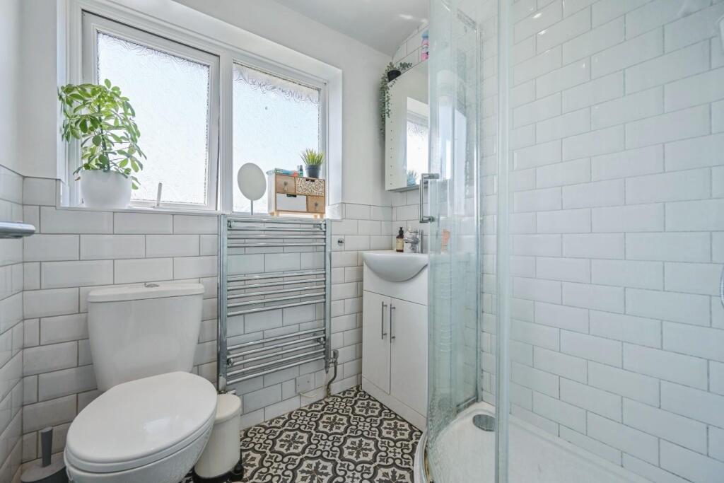 Additional image 16 of Mildenhall, Tamworth