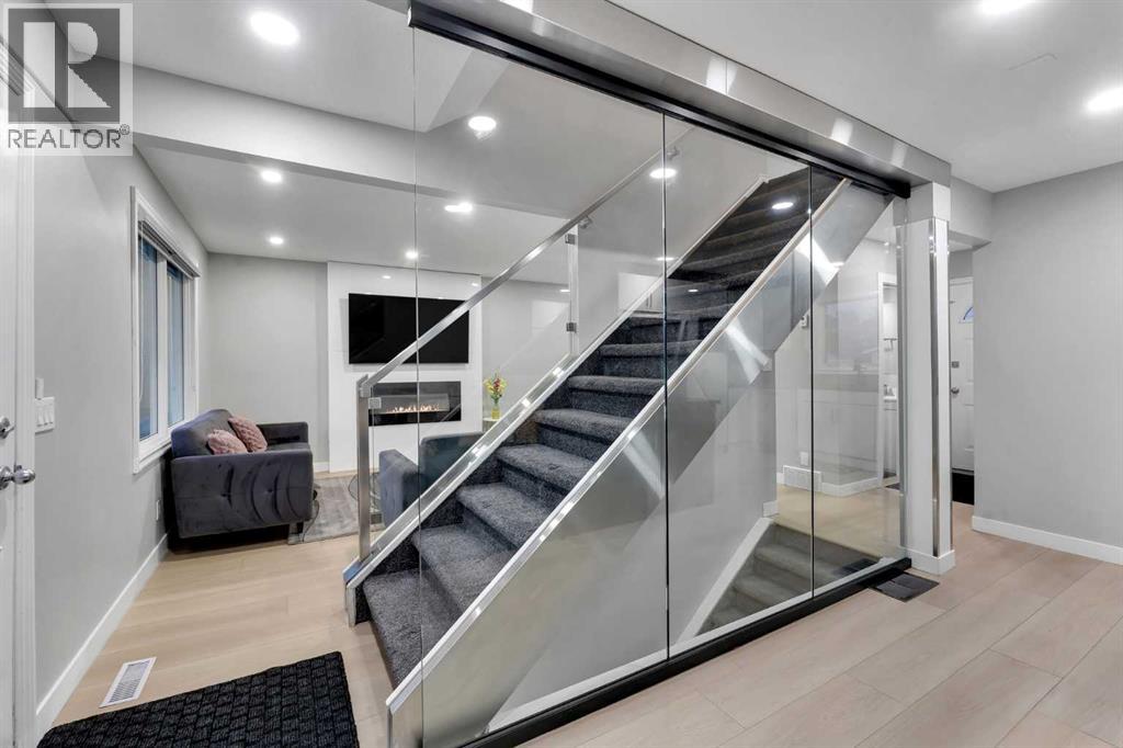 251 Rundlecairn Road NE|Calgary, Alberta T1Y2X8