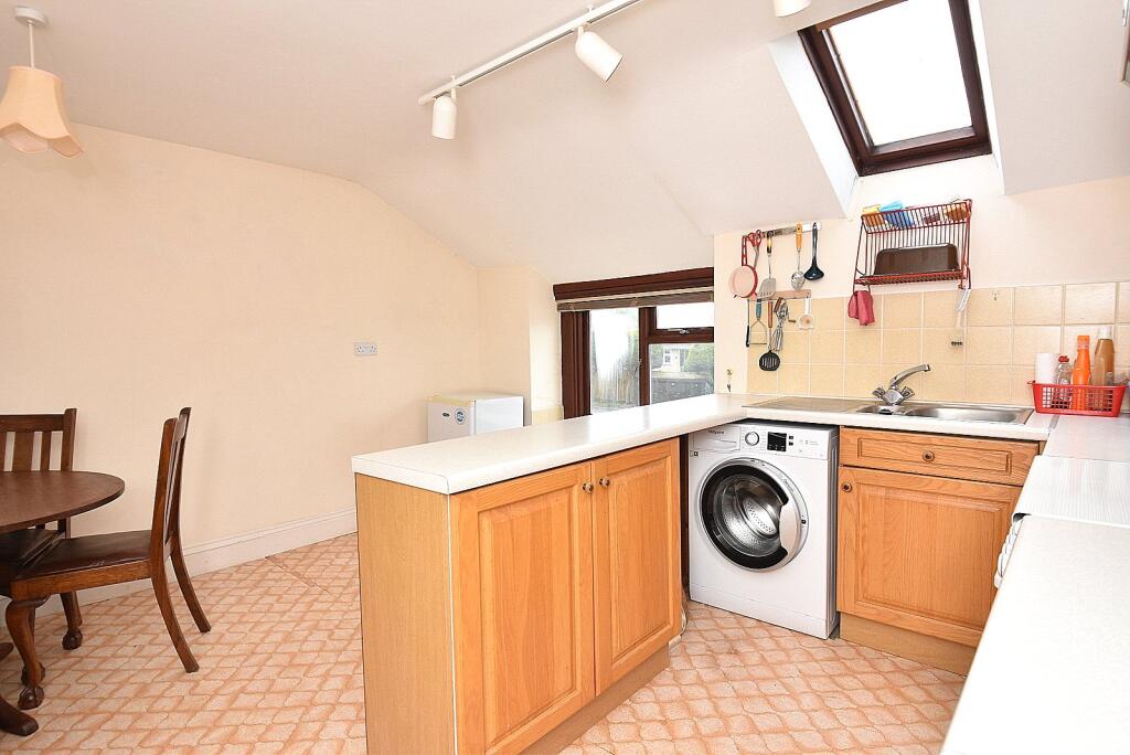 Additional image 5 of Woodhayes House, Henstridge, Somerset, BA8