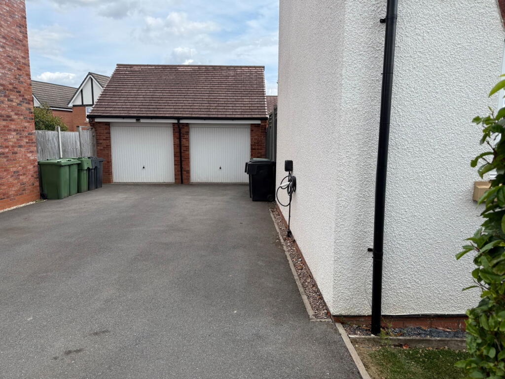 Additional image 27 of Hastings Close, Wythall, B47 6AW