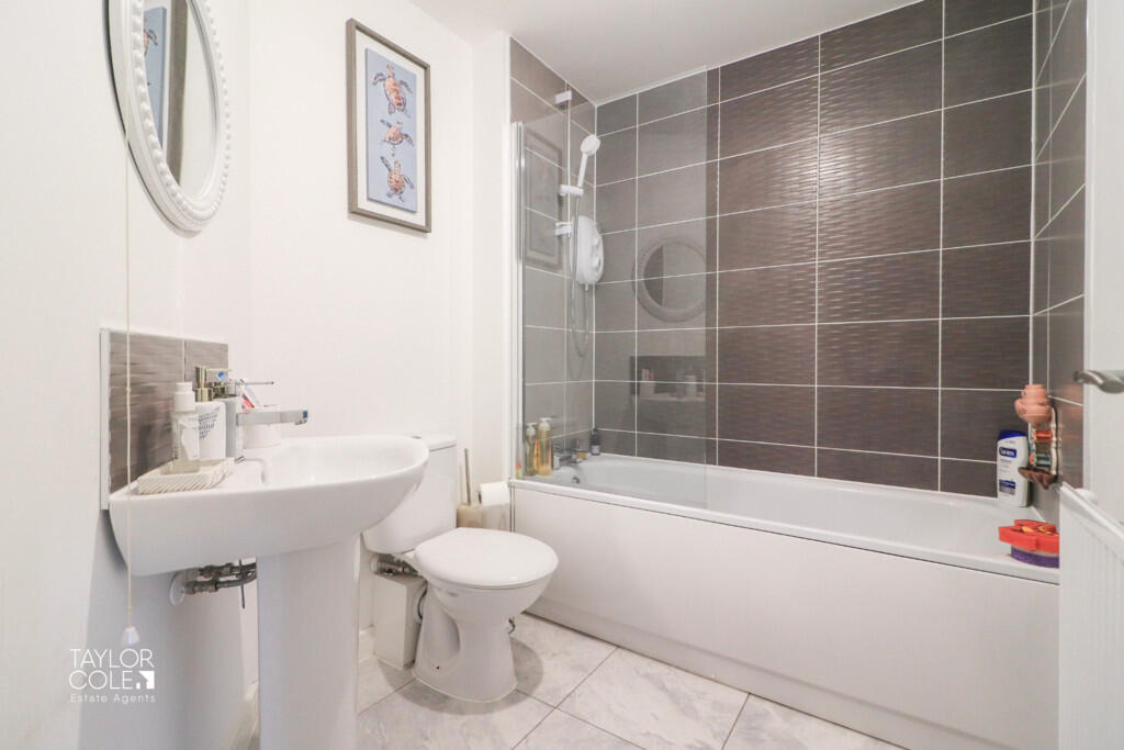 Additional image 19 of Meadow Way, Barley Fields