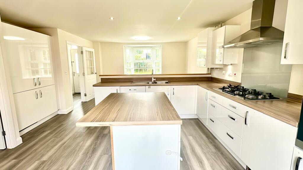 Additional image 44 of Lucas Place, Tamworth