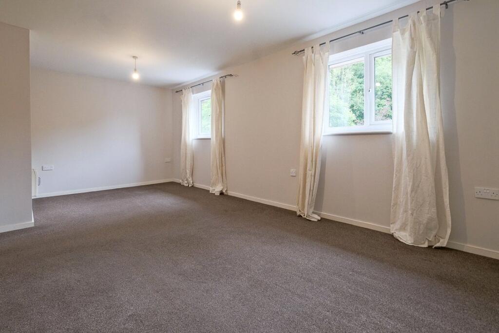 Additional image 2 of Wilton Court, Yew Tree Gardens, Blackburn, Lancashire, BB2