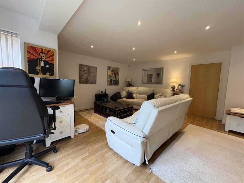 Additional image 4 of Tudor Way, Sutton Coldfield