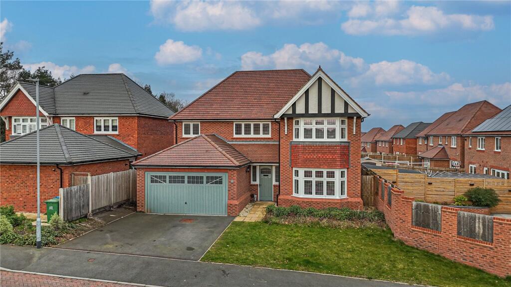Hopton Close, Amington, Tamworth, Staffordshire, B77