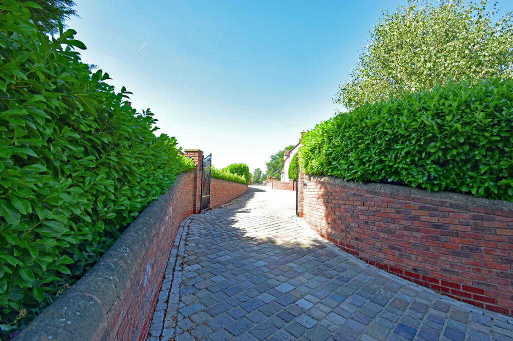 Additional image 32 of 14 Bournheath Road, Fairfield, Worcestershire, B61 9LB