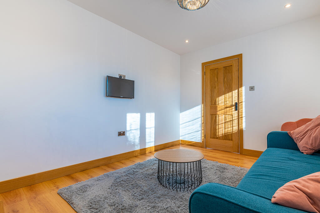 Additional image 4 of Sand Street