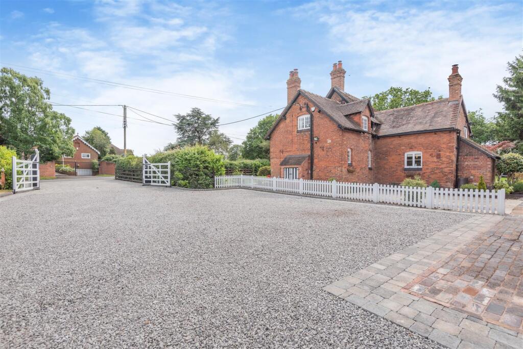 Additional image 22 of Grove Lane, Wishaw,