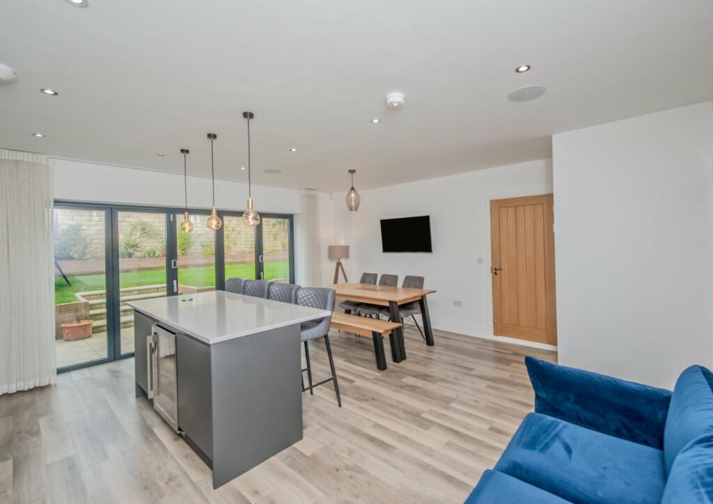 Additional image 7 of Oakroyd View, Birkenshaw, Bradford, West Yorkshire, BD11