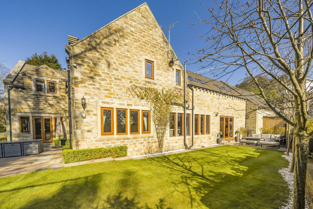 Additional image 33 of Littlebeck, Gilstead Lane, Bingley, BD16 3LN