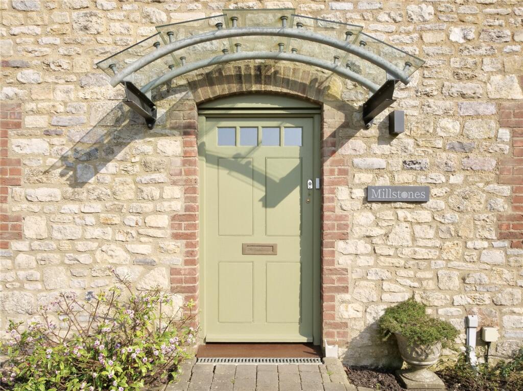 Additional image 32 of Modern Six-Bedroom Home In Darshill With Lots Of Character