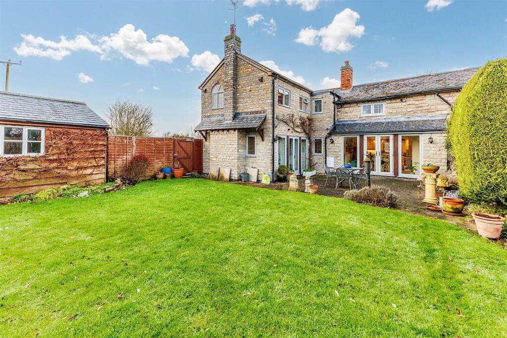 Additional image 17 of Stratford Road, Bidford-On-Avon