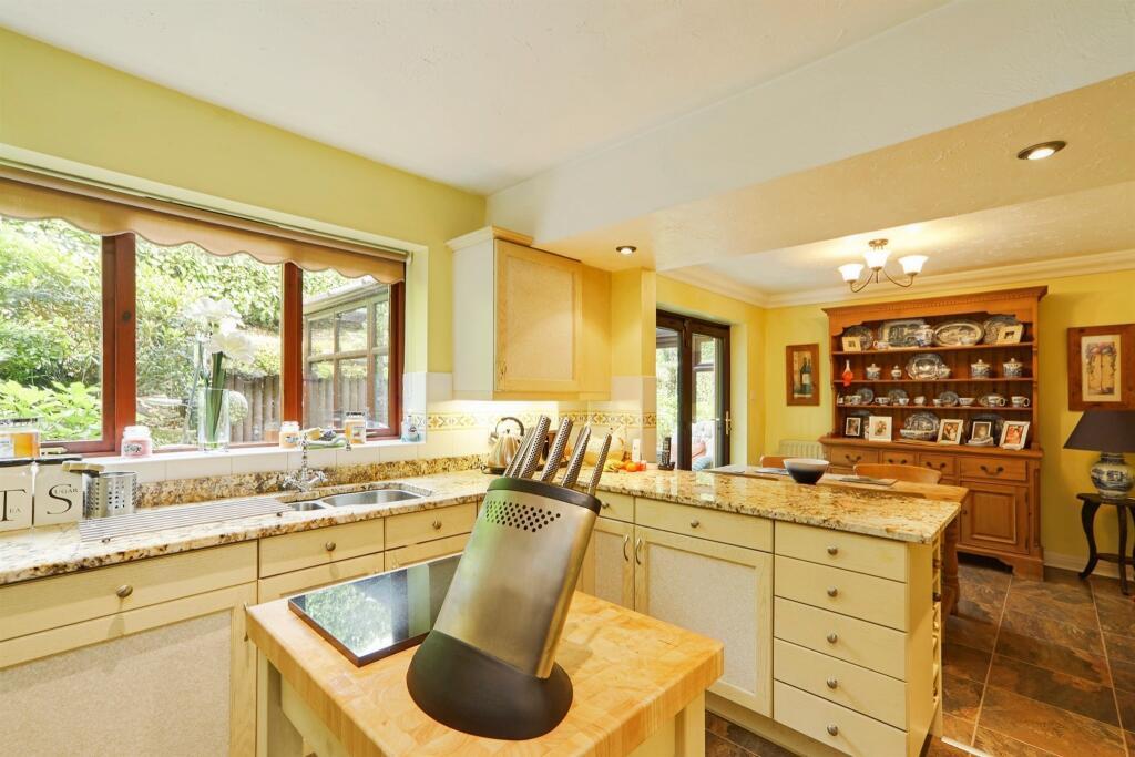 Additional image 4 of Foxstone Rise, Baildon, SHIPLEY