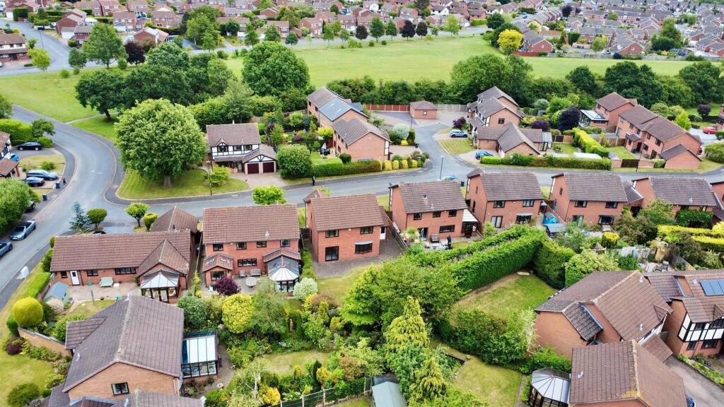 Additional image 20 of Juniper Drive, Sutton Coldfield