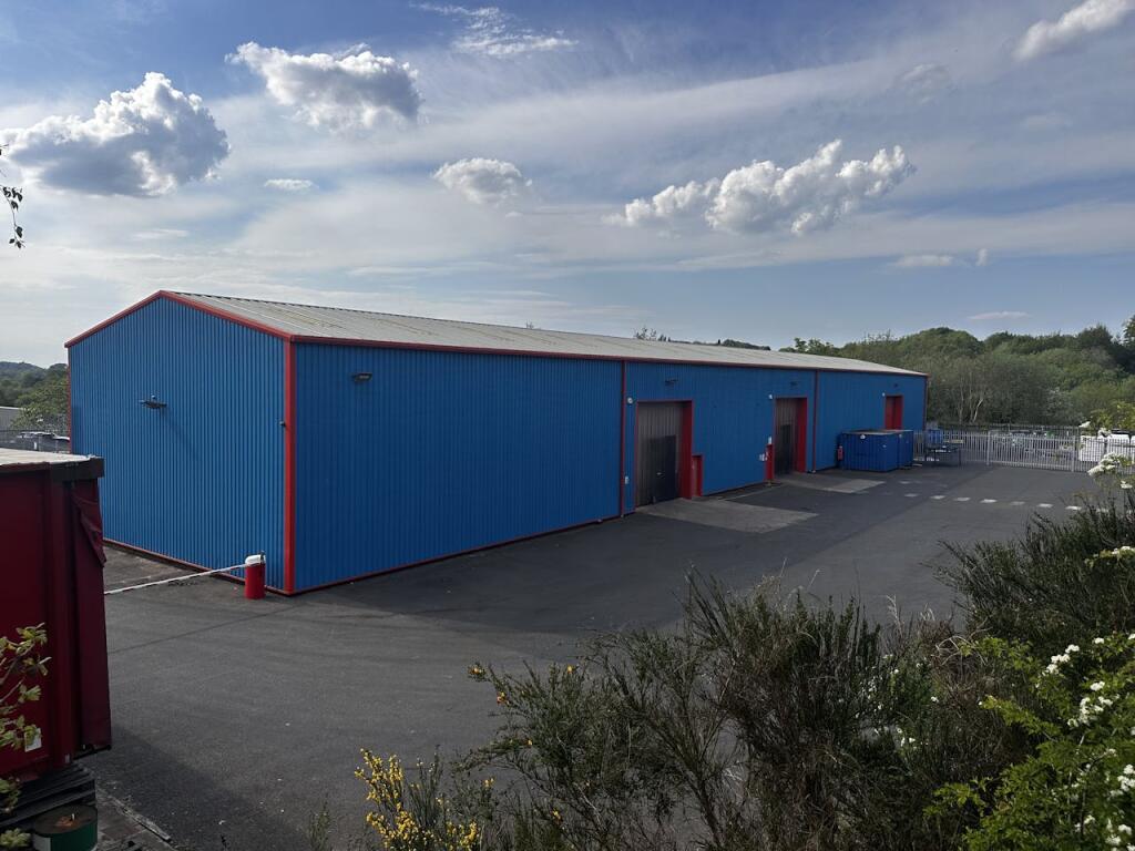 28a Amber Way, Halesowen, West Midlands, B62 8AY