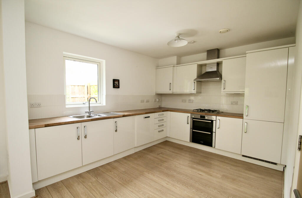 Additional image 16 of Elgin Grove, Street