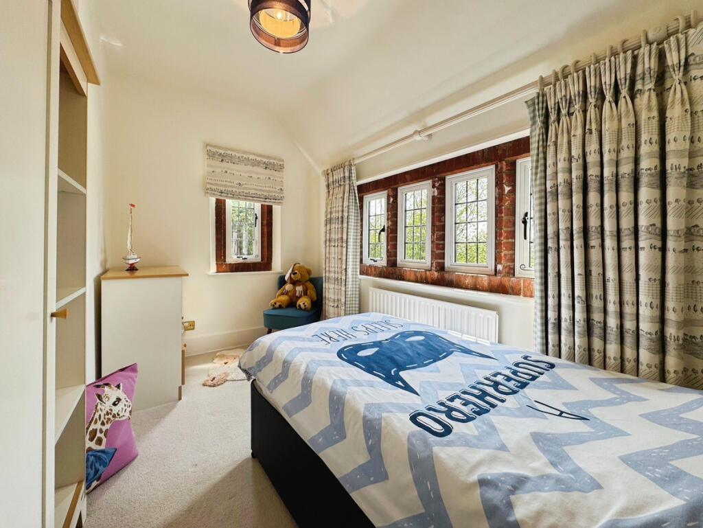 Additional image 23 of Ullenhall Lane, Over 10 Acres with Stables, Swimming Pool