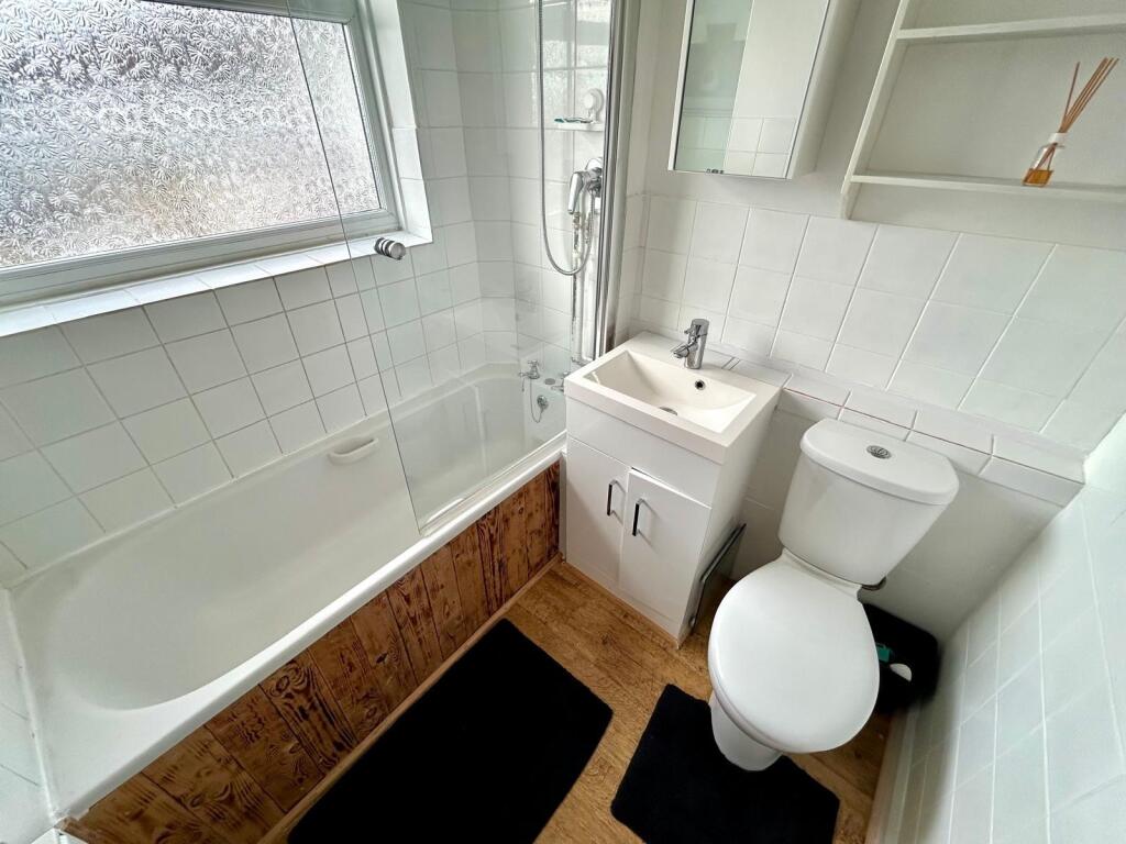 Additional image 11 of Ilchester Road, Yeovil, BA21