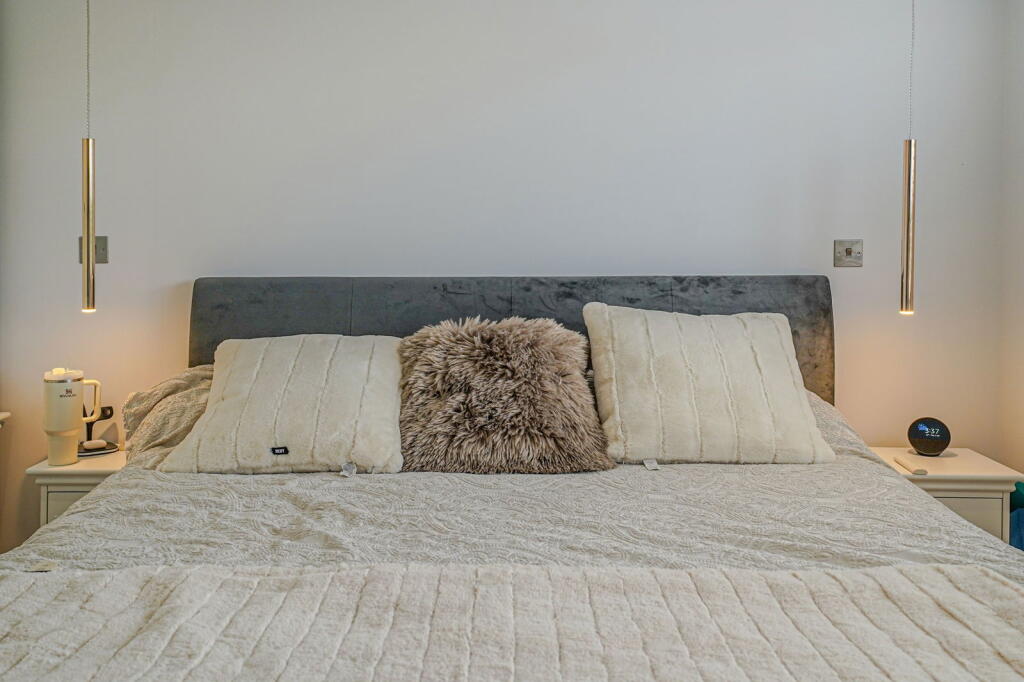 Additional image 25 of Peterbrook Road, Shirley