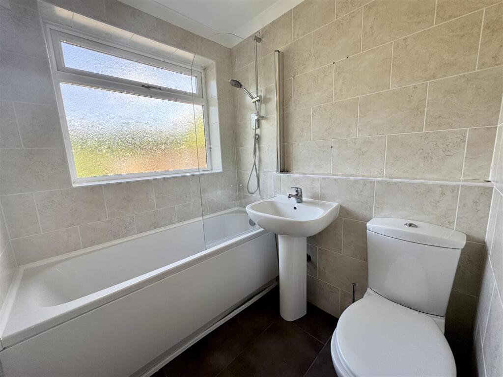 Additional image 14 of Wicklow Close, Halesowen
