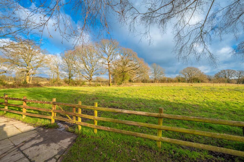 Additional image 4 of Shutt Lane, Earlswood, Solihull