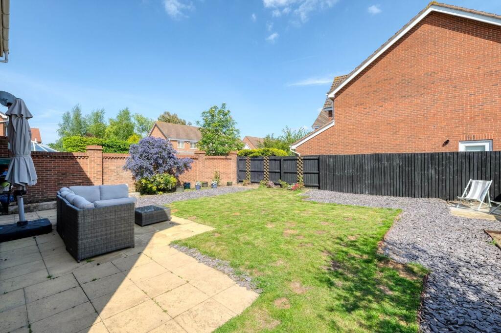 Additional image 25 of Evesham Road, Astwood Bank, B96